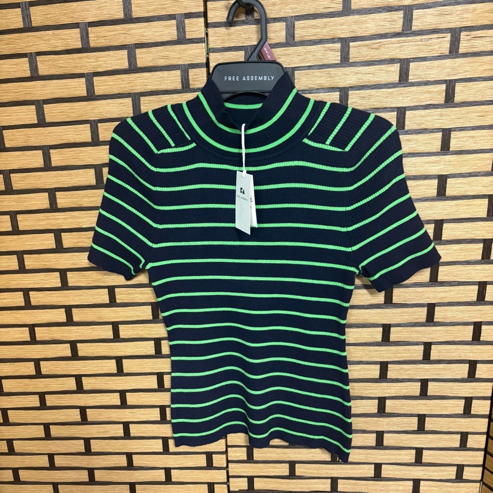 Free Assembly Green And Navy Stripe Turtle Neck Top Size Medium